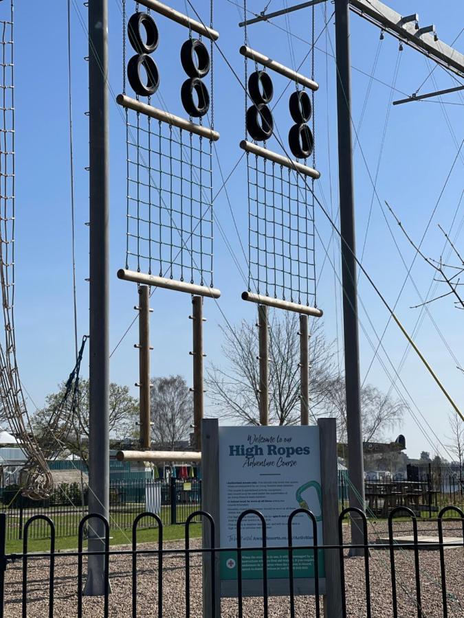 Holiday Home Breaks At Tattershall Lakes Coningsby Eksteriør bilde